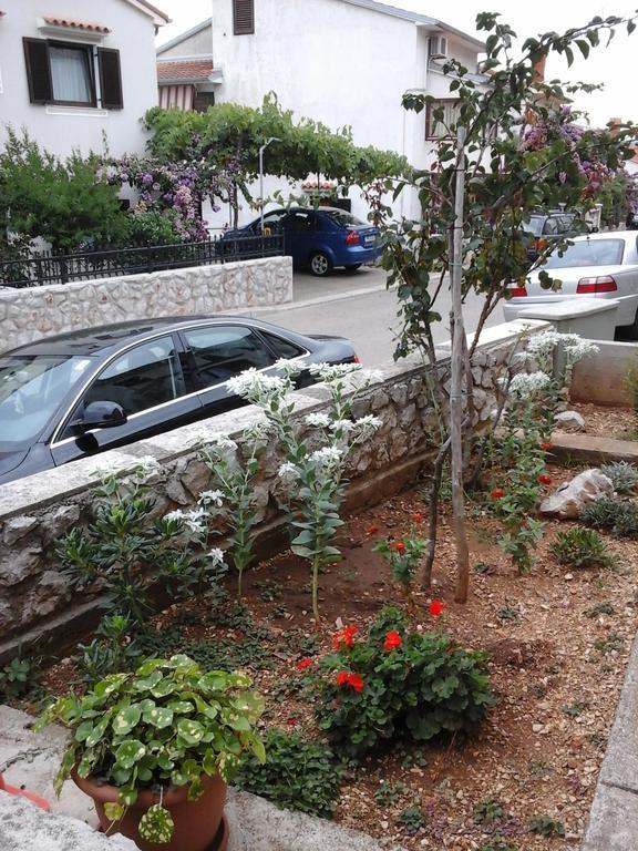 Apartments Katja Mali Lošinj Dış mekan fotoğraf